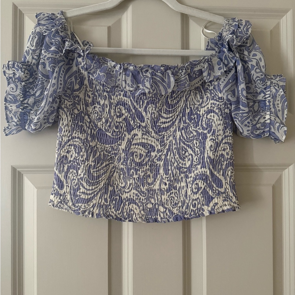 Off shoulder Express top